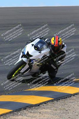 media/Mar-20-2023-Moto Forza (Mon) [[d0bbc59e78]]/2-B Group (Yellow)/Session 2 (Bowl)/